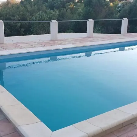 Villa Skyline *